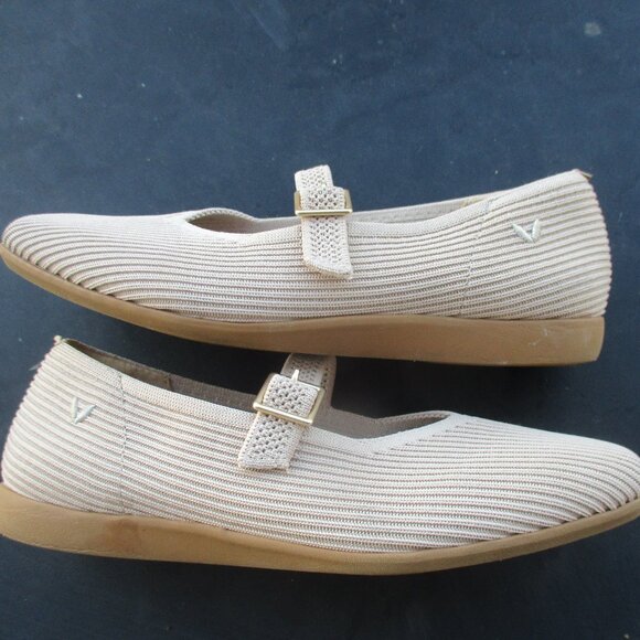 VIVAIA ~ SQUARE-TOE MARY-JANE (MARGOT MARY-JANE) 35 ~ 5 / 5.5 ~ $139 - Picture 6 of 9
